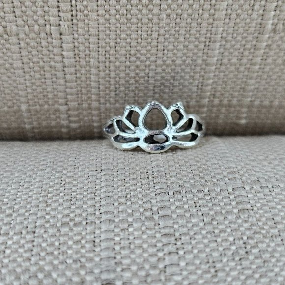 Women Rings Set of 5 rings Fashion Jewelry Silver Tone Rings Size 6.5 - Picture 10 of 10